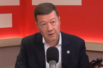 Le Penová ze hry. Může český soud udělat totéž s Okamurou a SPD? Le Penová ze hry. Může český soud udělat totéž s Okamurou a SPD?